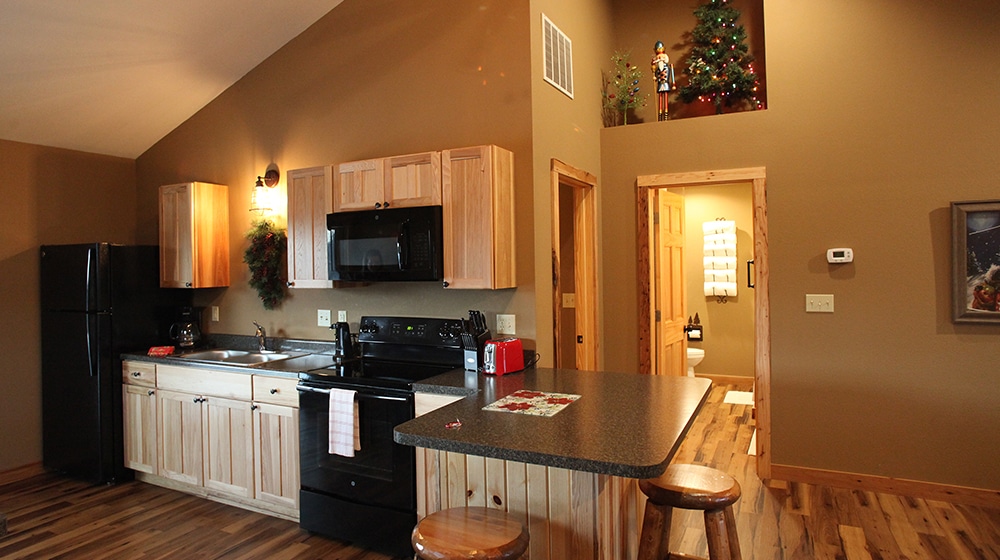 santas-lakeside-cottages-kitchen