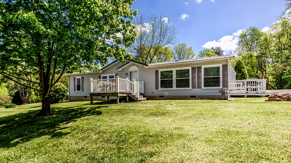 family-oasis-vacation-rental-exterior